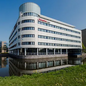 https://hampton-by-hilton-amsterdam-airport-schiphol.amsterdamhotelsnl.com